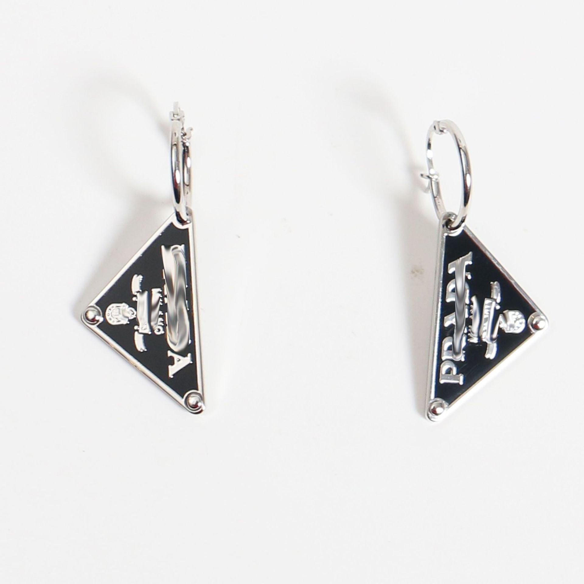 Triangle Earrings - MAXIME