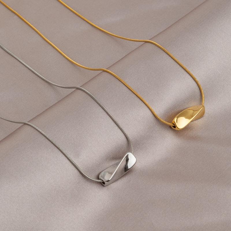 Light Luxury Irregular Twist Necklace For Women - MAXIME