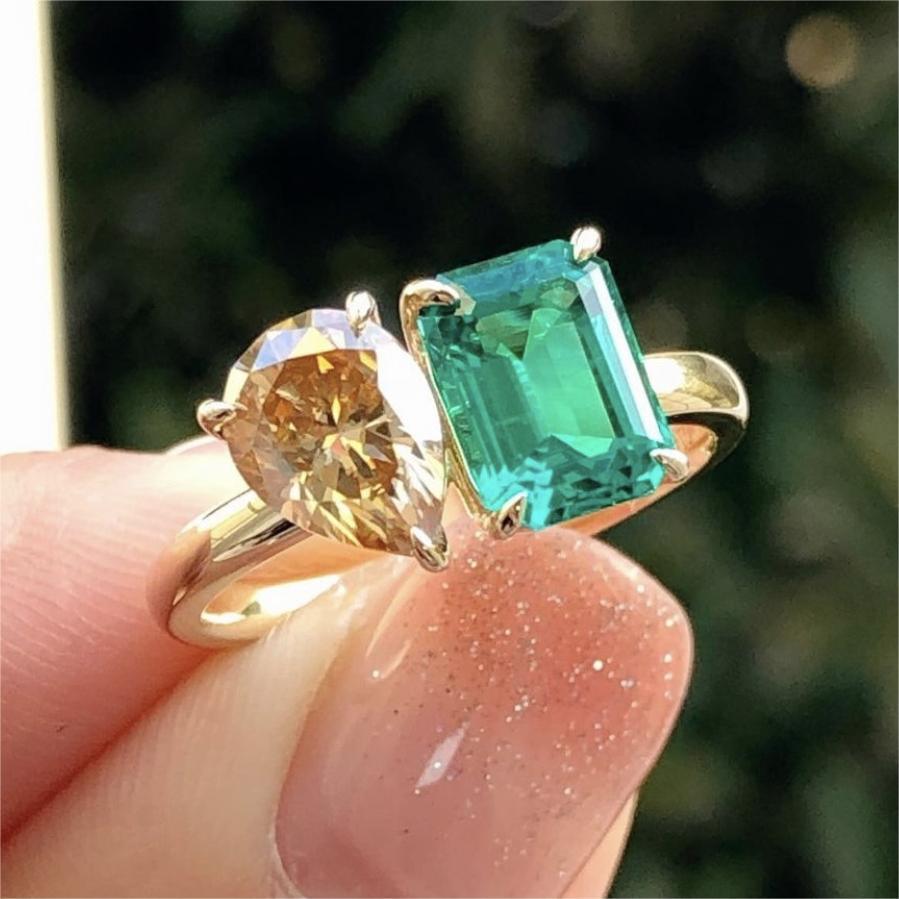 Double Main Stone Lady Green Yellow Zircon Square Stone Ring - MAXIME