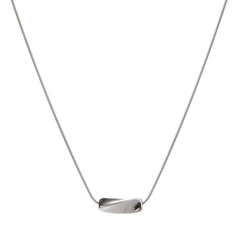 Light Luxury Irregular Twist Necklace For Women - MAXIME