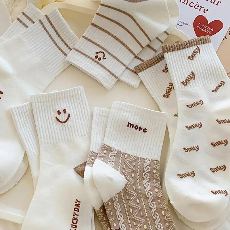 Maxime 5 Pairs Cute Smiling Print Socks, Comfy & Soft Crew Sports Socks, Women's Stockings & Hosiery - MAXIME